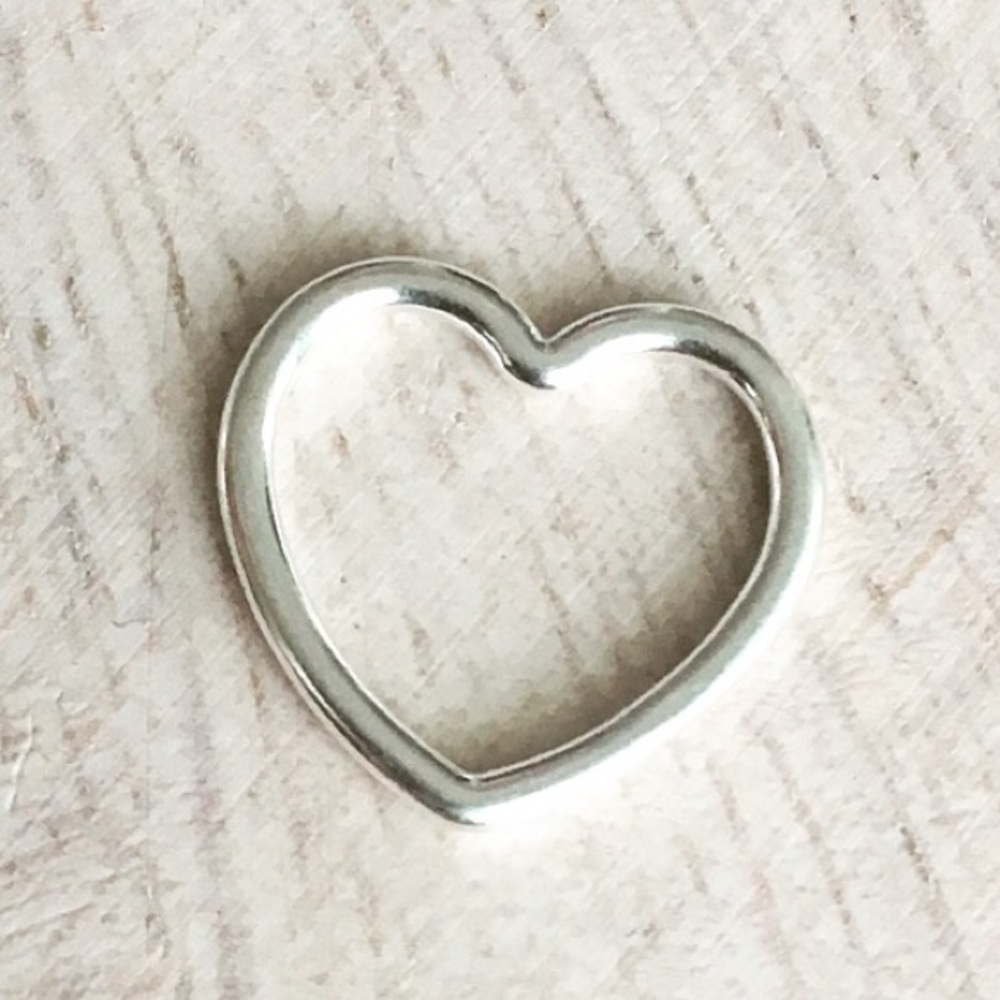 Sterling silver heart shaped dainty charm new